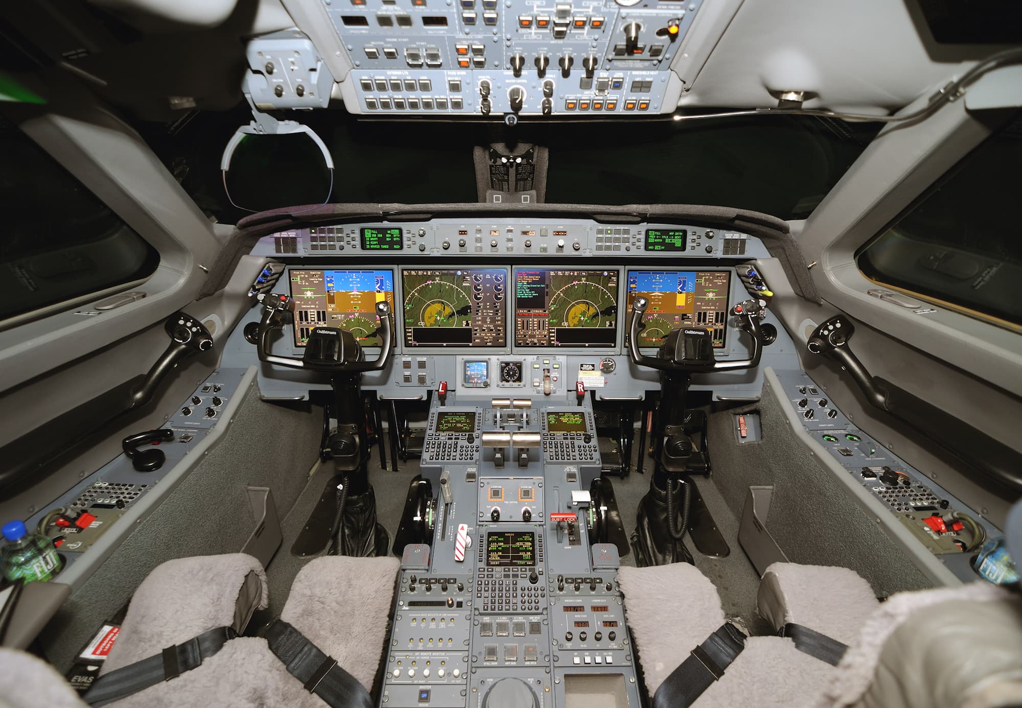 Avionics: Cockpit, Gulfstream, HUD Avionics: Cockpit, Gulfstream, HUD